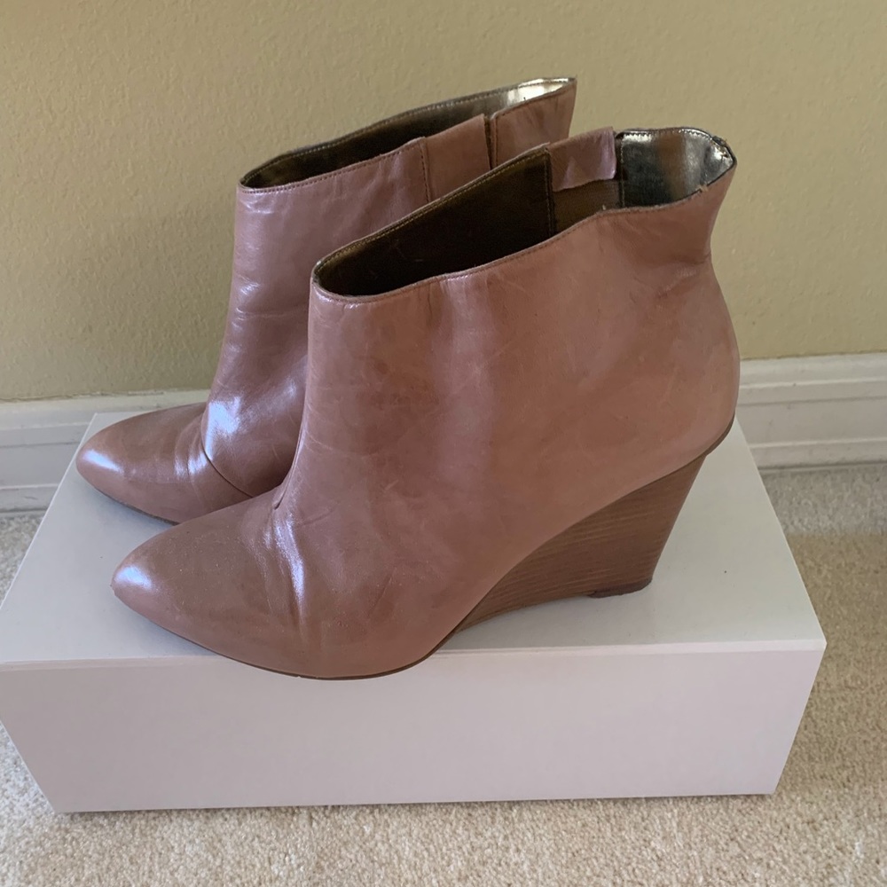 Nine West Booties. Size 9. Dark beige/ tan color.